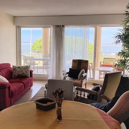 T3 Vue Avec Grande Terrasse شقة *