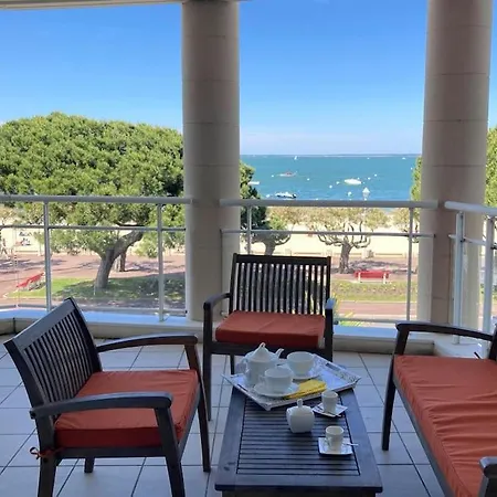 شقة T3 Vue Avec Grande Terrasse