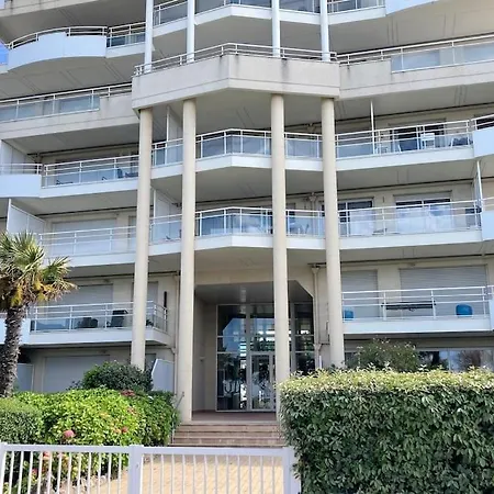 T3 Vue Mer Avec Grande Terrasse