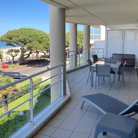 T3 Vue Mer Avec Grande Terrasse